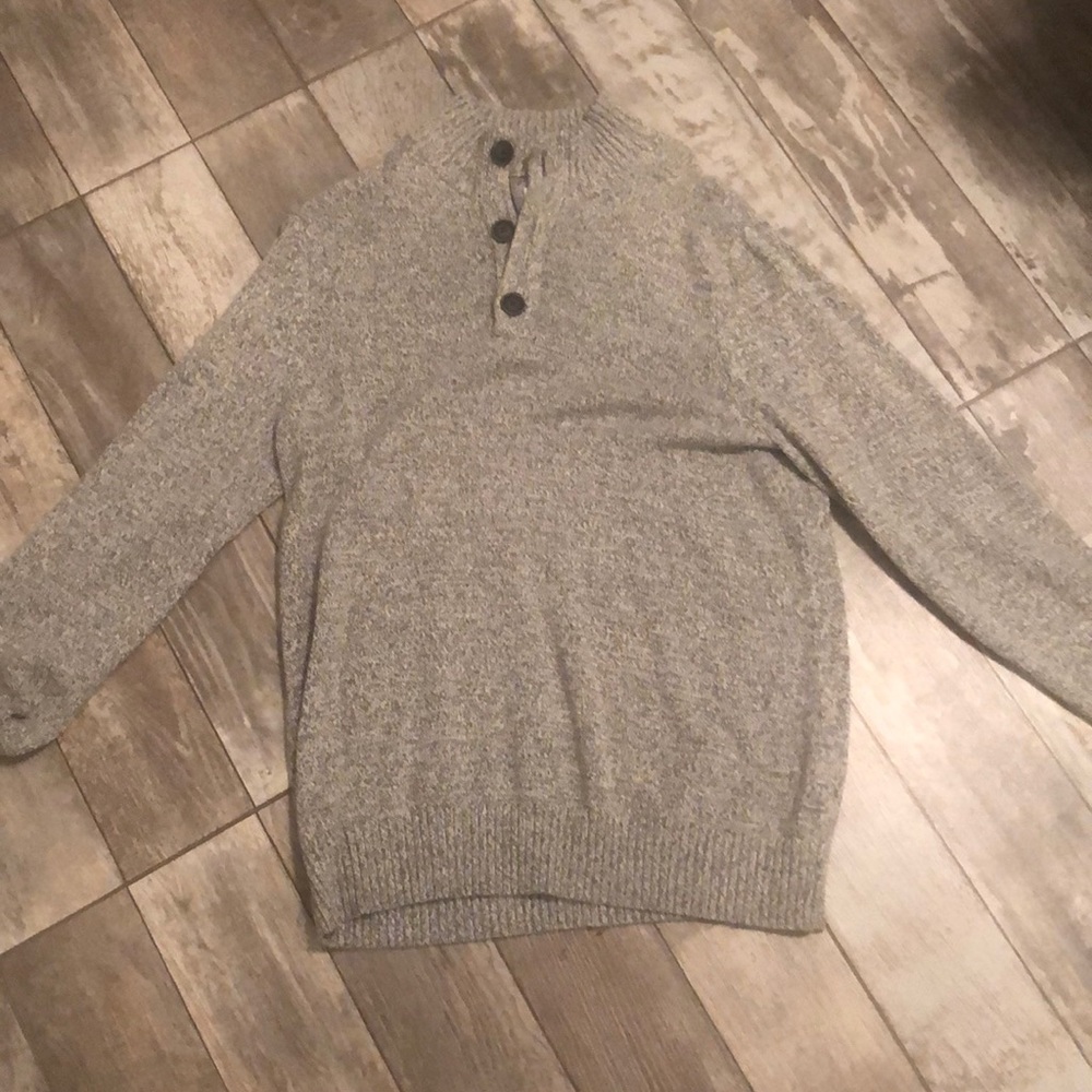 Urban Pipeline men’s sweater